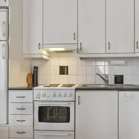 Velho 2 By Interhome