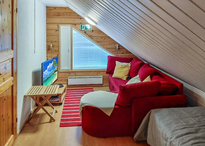 Velho 2 By Interhome